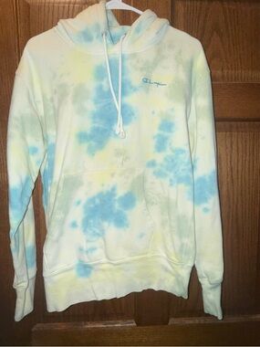 💜Champion Tie-Dye Hoodie in Light Blue, Pale Yellow & Cream